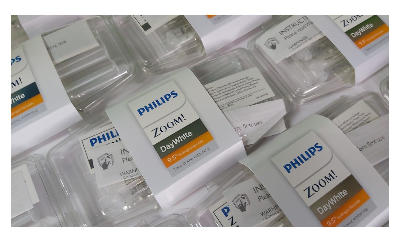 Day White Mini Kit 9,5% ACP Philips Zoom! (3 шприца) Day White Mini Kit 9,5% ACP Philips Zoom! (3 шприца)