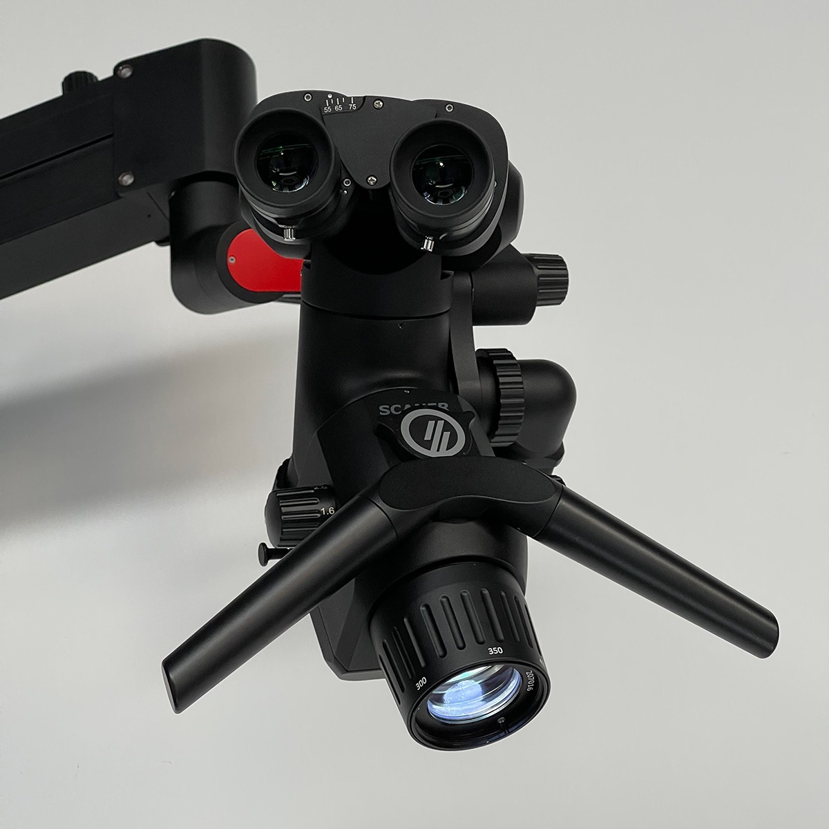 Микроскоп стоматологический SCANER CALIPSO MD-500 Микроскоп стоматологический SCANER CALIPSO MD-500